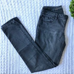 Lauren Conrad size 6 dark gray skinny jeans